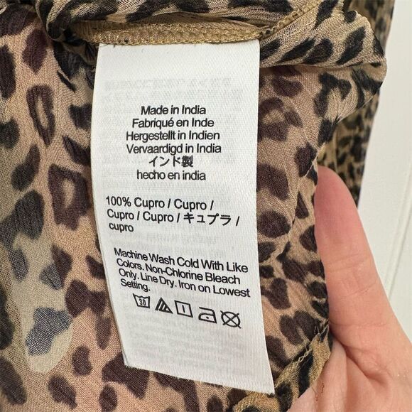 J. Crew Ruffle button-up shirt in leopard-print crinkle chiffon Sheer 6 Mobwife - Picture 10 of 11